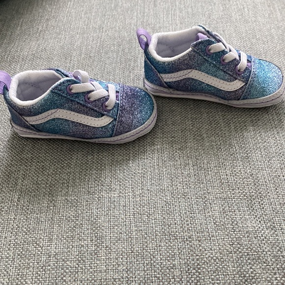 Infant Vans - Picture 2 of 3